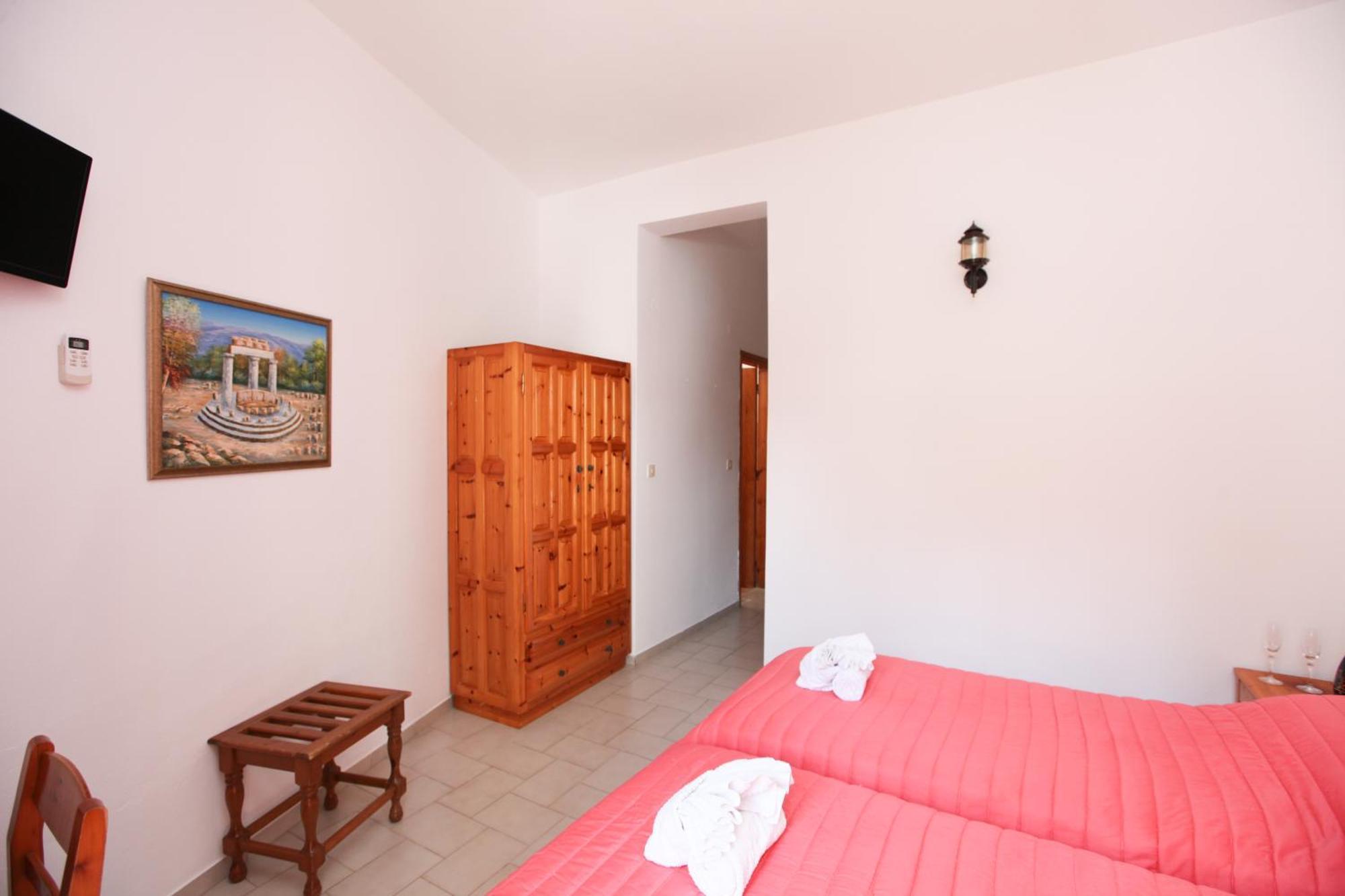 House Aparthotel Città di Skiathos